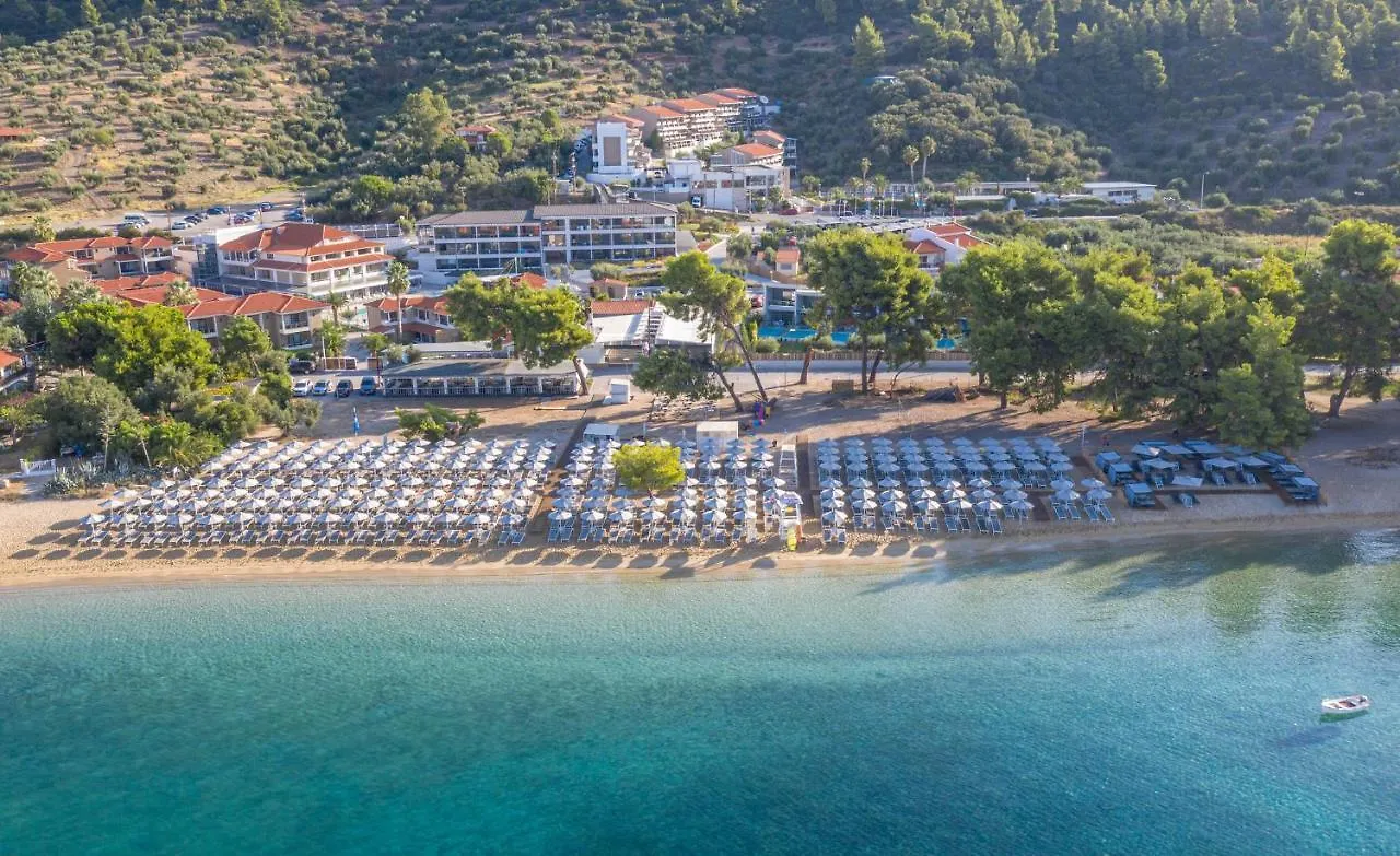 Lagomandra Beach Hotel